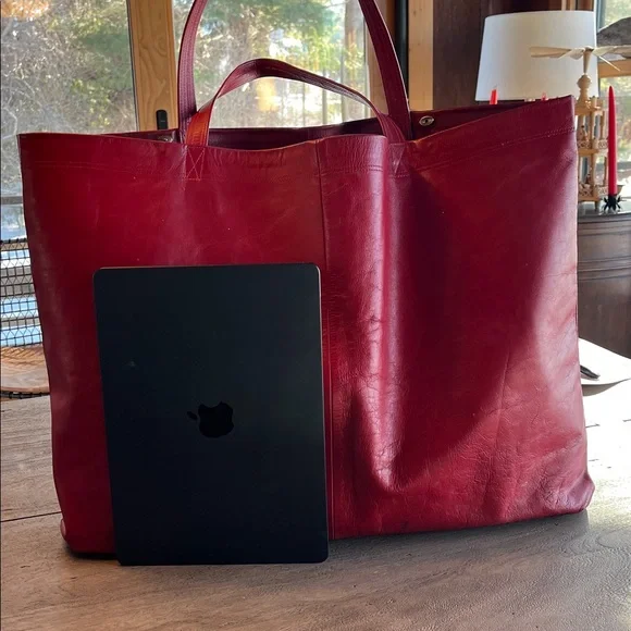 Crouch & Fitzgerald New York Oversized Red Leather Tote - Picture 12 of 17